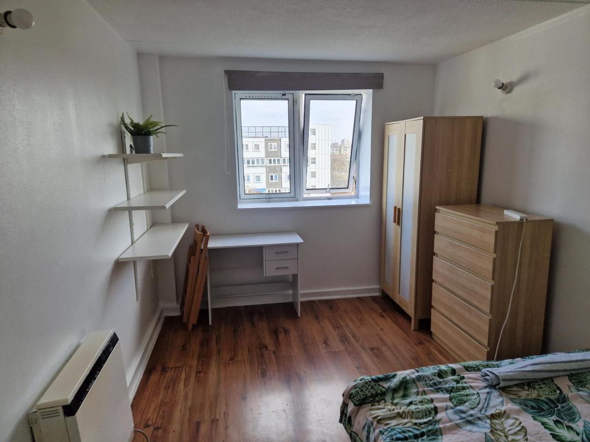 Apartament Twin Bed For Guests Londyn Zewnętrze zdjęcie